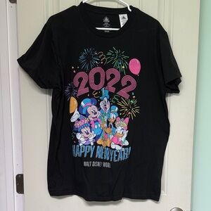 Walt Disney World Black Happy New Year 2022 T-Shirt